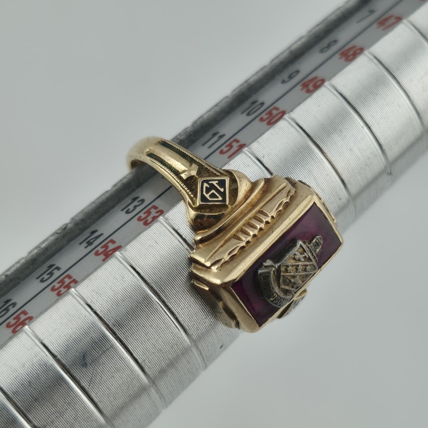 Ferguson 1953 Class Ring 10K Yellow Gold Balfour Size 6.25 Vintage