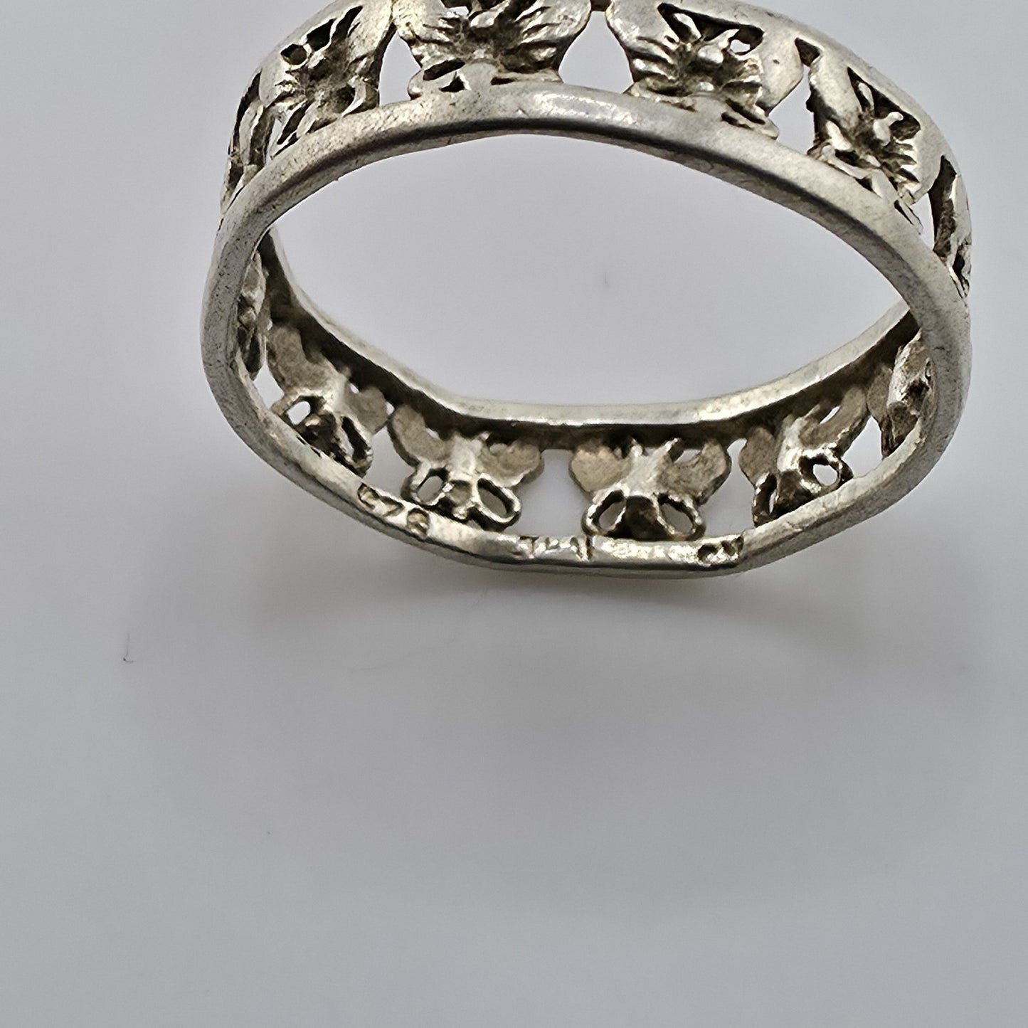 Sterling Silver Rimmed Openwork Butterfly Band Ring 925 Sz: 8