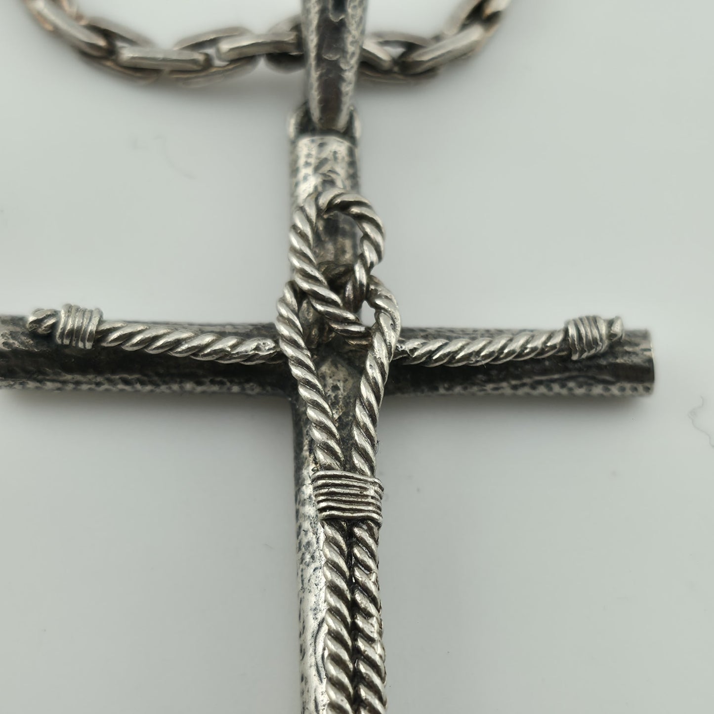 Sterling Silver Cross pendant Sterling Silver Necklace Choker 14” 20g Vintage