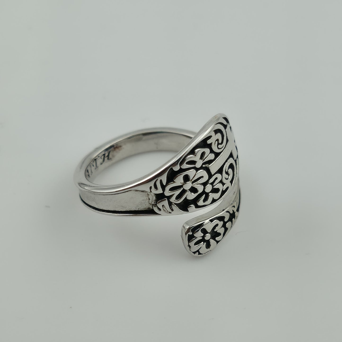 .925 Sterling Silver Wedding Band Ring  Men Women Adjustable Size Polished