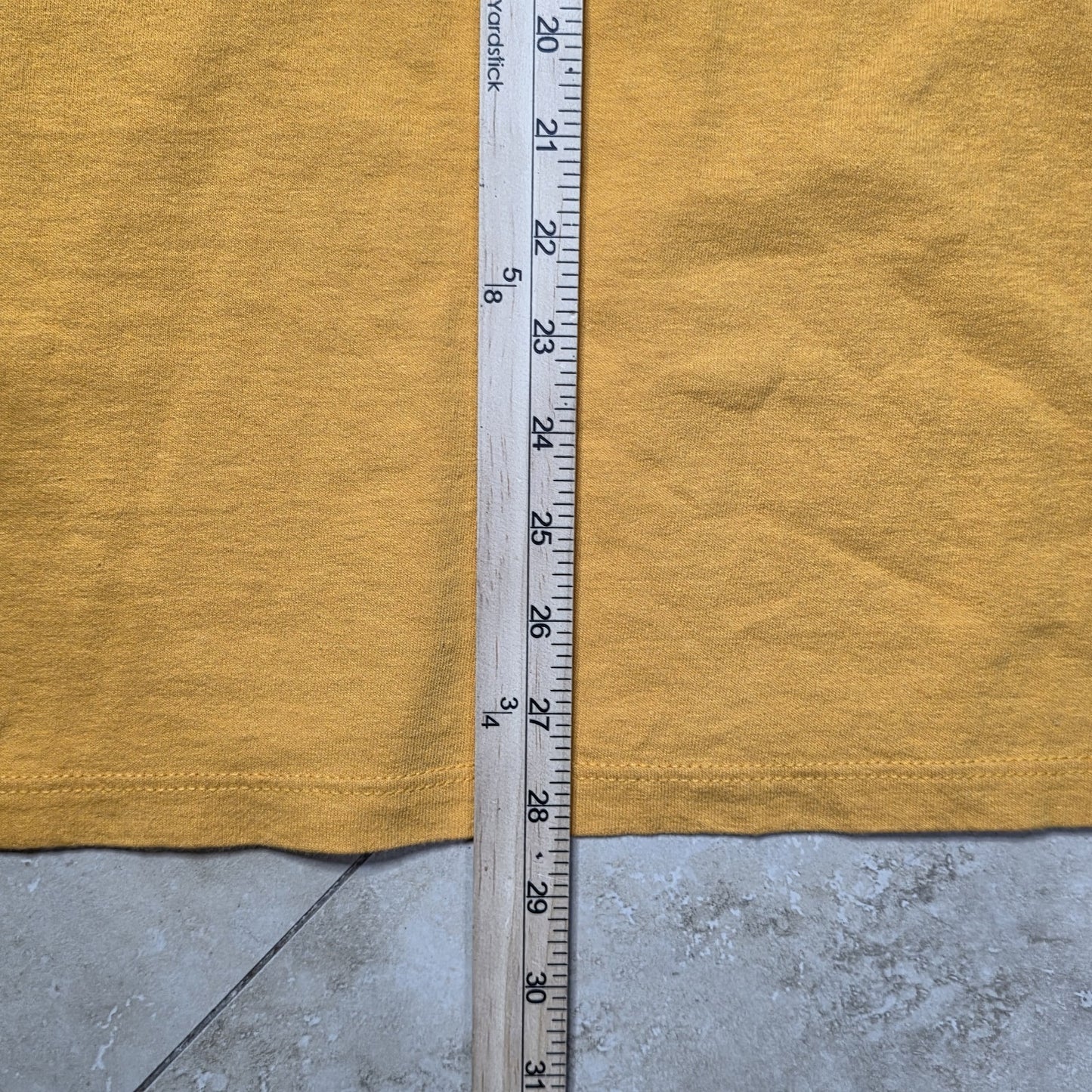 Rare Vintage Nike T-Shirt Men’s Medium Yellow Embroidered Swoosh 90s 2000s USA