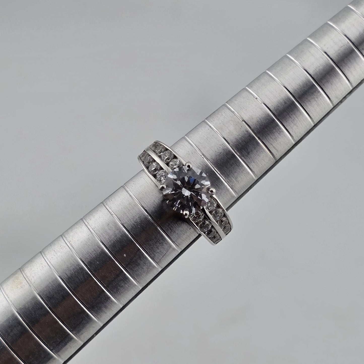 Sterling Silver Cubic Zirconia Engagement Wedding Ring 7 Solitaire Style 925