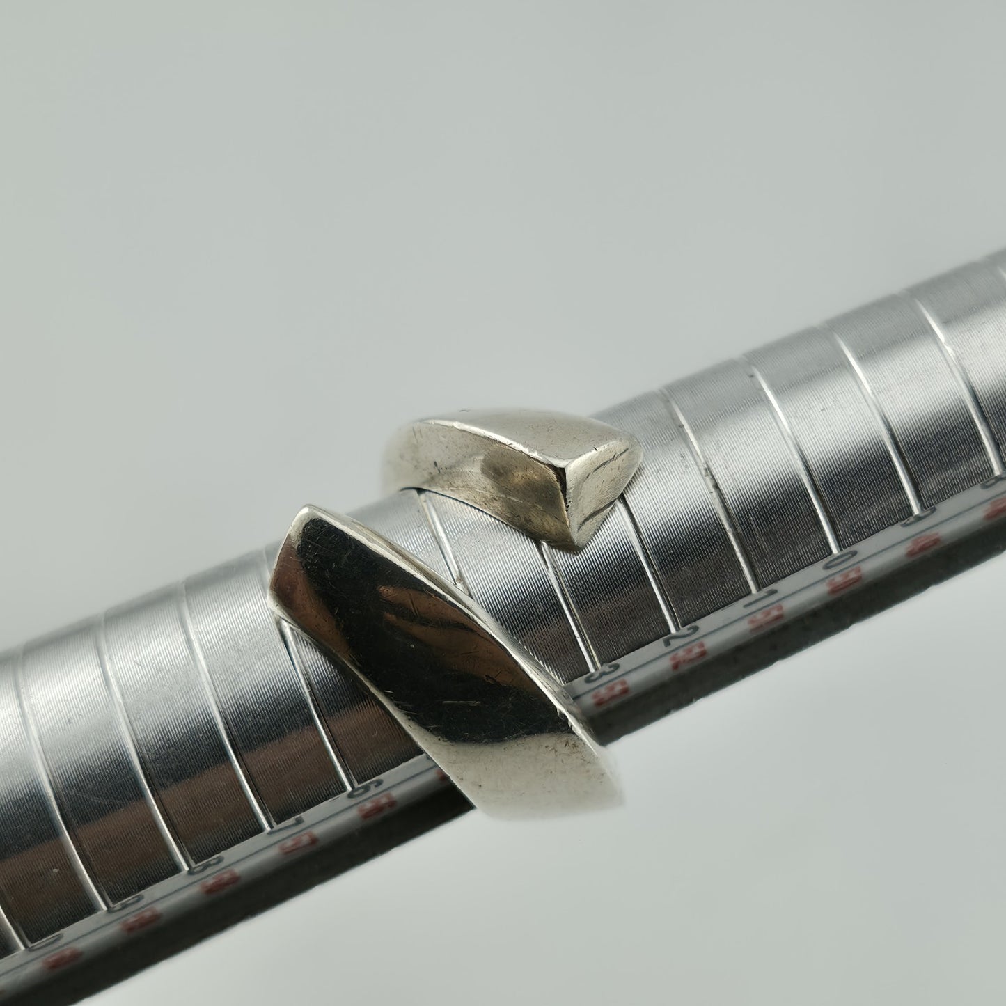 Vintage Ring Sterling Silver Modernist Bypass Size 7 Bold Abstract MCM 925