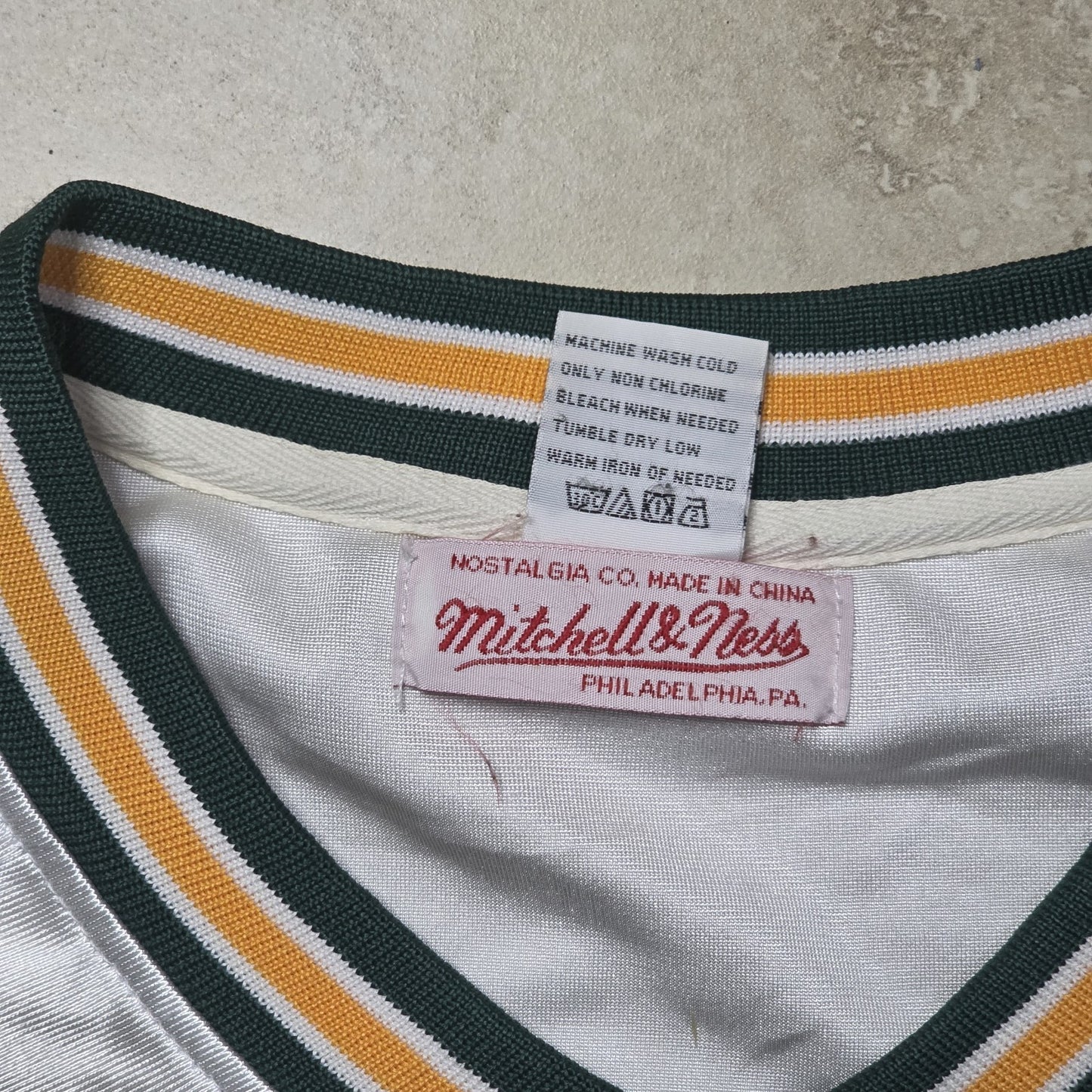 Mitchell & Ness Throwbacks Sewn Stitched Reggie White #92 White Jersey size 58