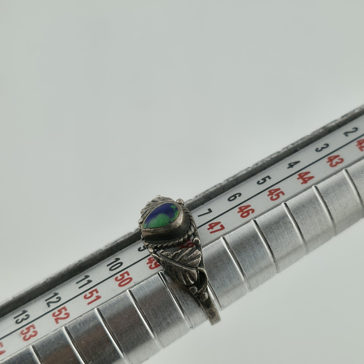 925 Sterling Silver Ring floral green Blue stone Teardrop Size 4.5