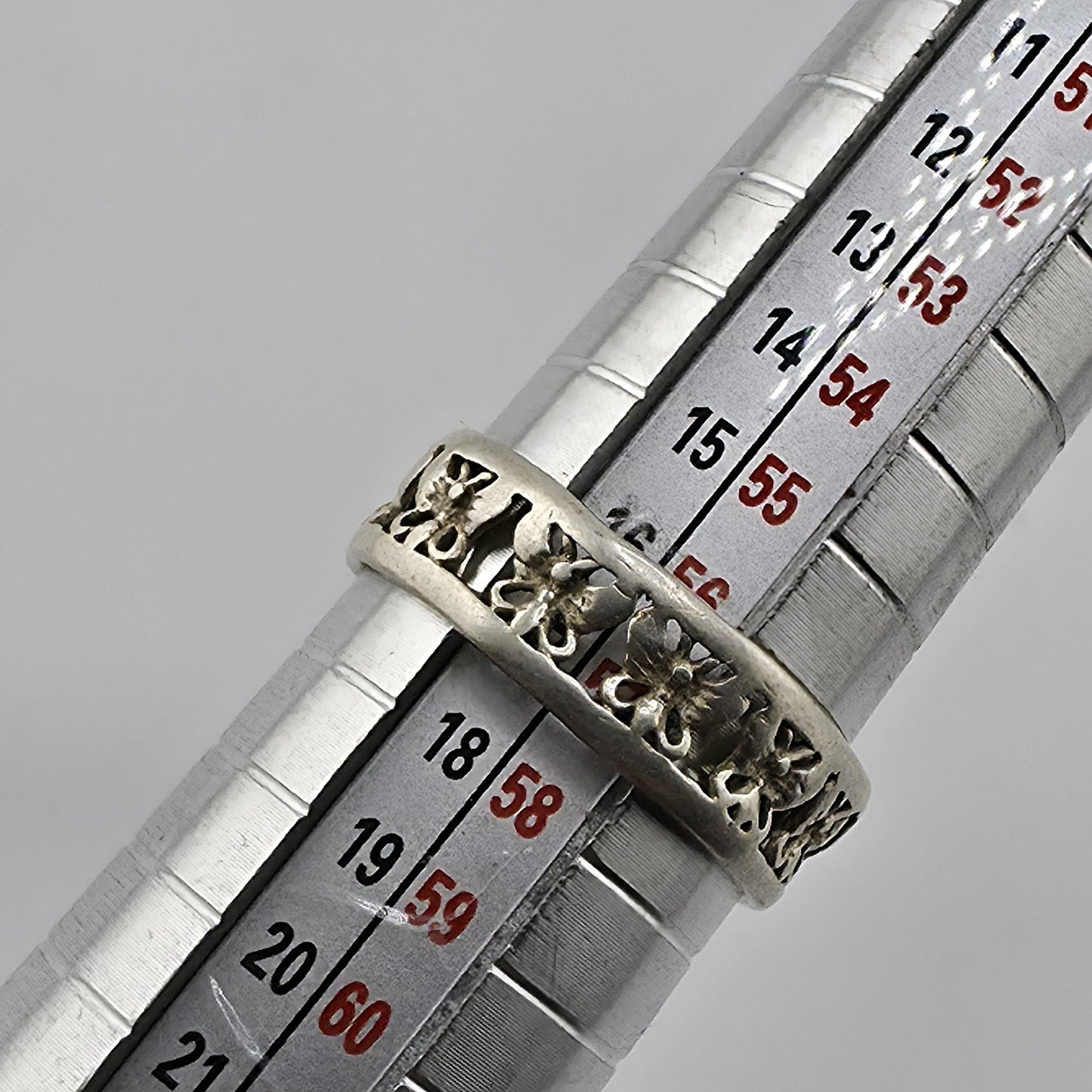 Sterling Silver Rimmed Openwork Butterfly Band Ring 925 Sz: 8