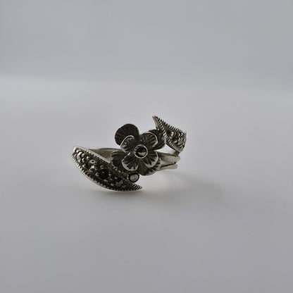 Sterling Silver Marcasite Flower Ring Size 5.5 Dainty Feminine Missing Stones