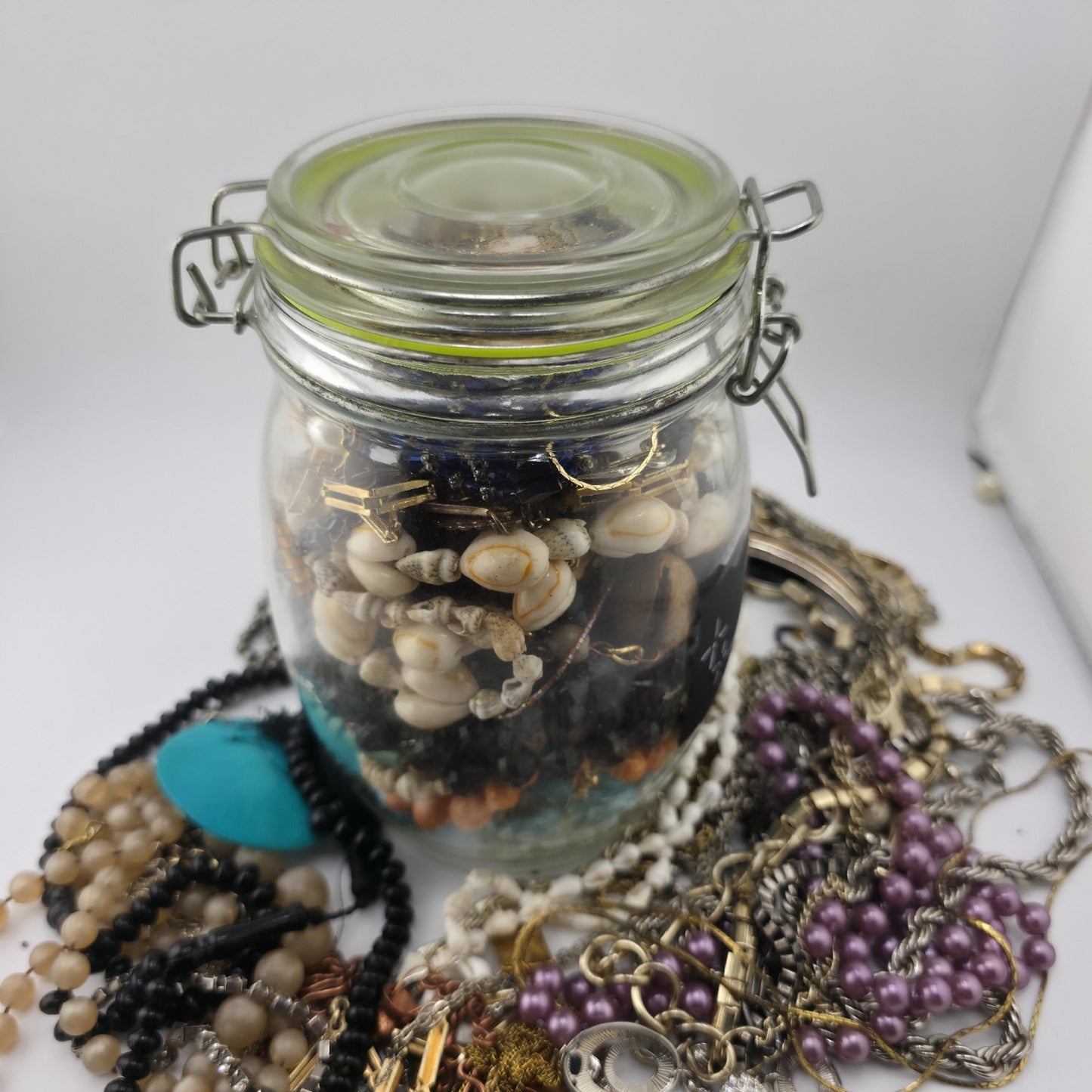 Beautiful Mystery Vintage To Now Soft Romantic Costume Jewelry Jewels Jar