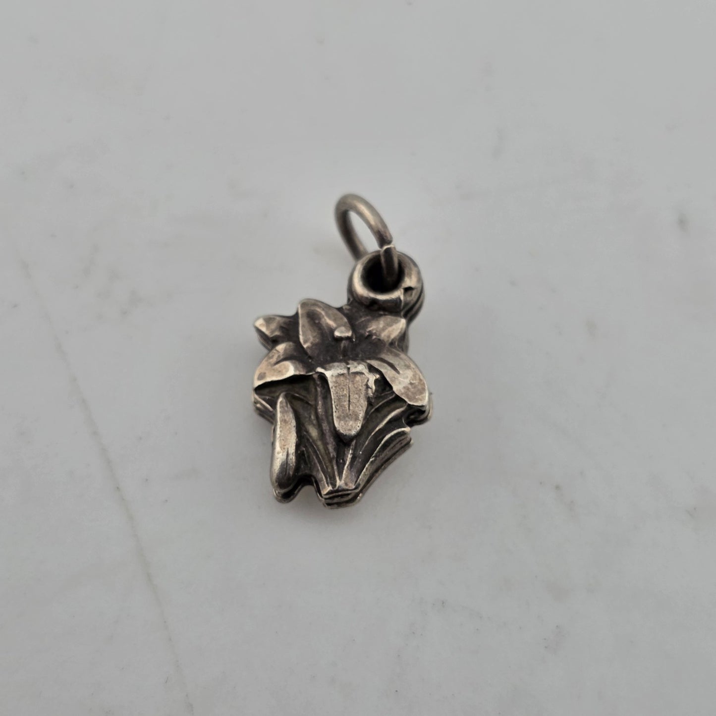 ORNATE ART DECO STERLING SILVER TRIPLE PART FLOWER RELIGIOUS CROSS CHARM 925