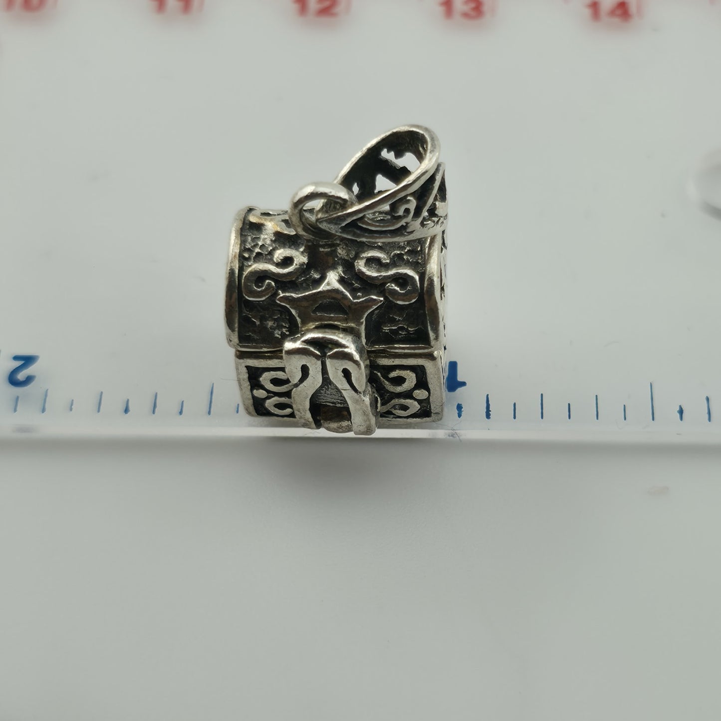 Sterling Silver Pendant Vintage Scroll Treasure Box  .925 Vintage
