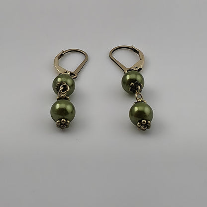 14k Yellow Gold Fill Olive Green Bead Dangle Earrings Danity Cute Vintage Estate