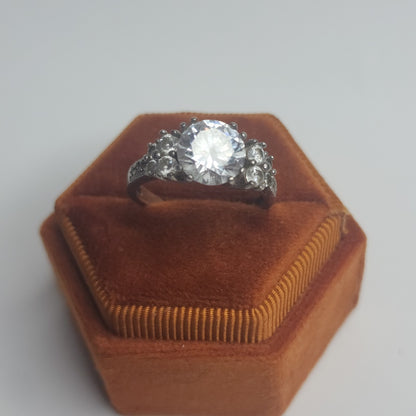 925 Sterling Silver Round Center Statement Cocktail Ring Size 7 Elegant Jewelry