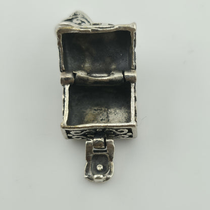 Sterling Silver Pendant Vintage Scroll Treasure Box  .925 Vintage