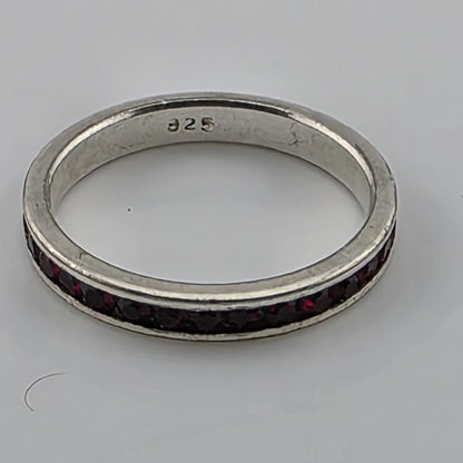 Sterling Silver Infinity Ring Deep Red Stone Sackable Band Size 7.75