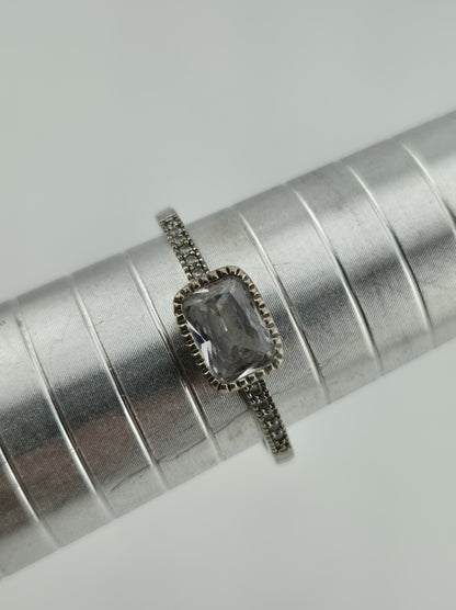 925 Sterling Silver Ring Clear CZ Stone Rectangle Cut Size 10 Stackable