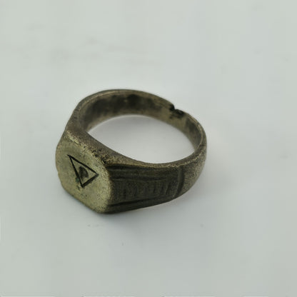 WWII Poland “P” Signet Ring Brass Size 10 Heavy Wear Wartime Military Jewelry bg