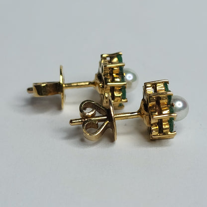 14K Yellow Gold Earrings White Pearls Flower Green Stones Stud 9mm 585