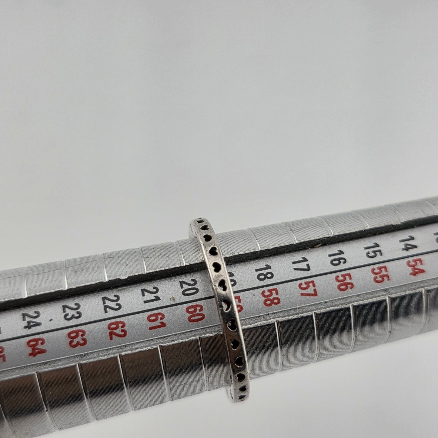 pandora sterling silver ring size 8.75 Hearts Stackable Band ALE 60 925