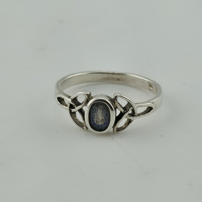 925 Sterling Silver Ring Celtic Trinity Knot Agate Blue Stone Size 8.75