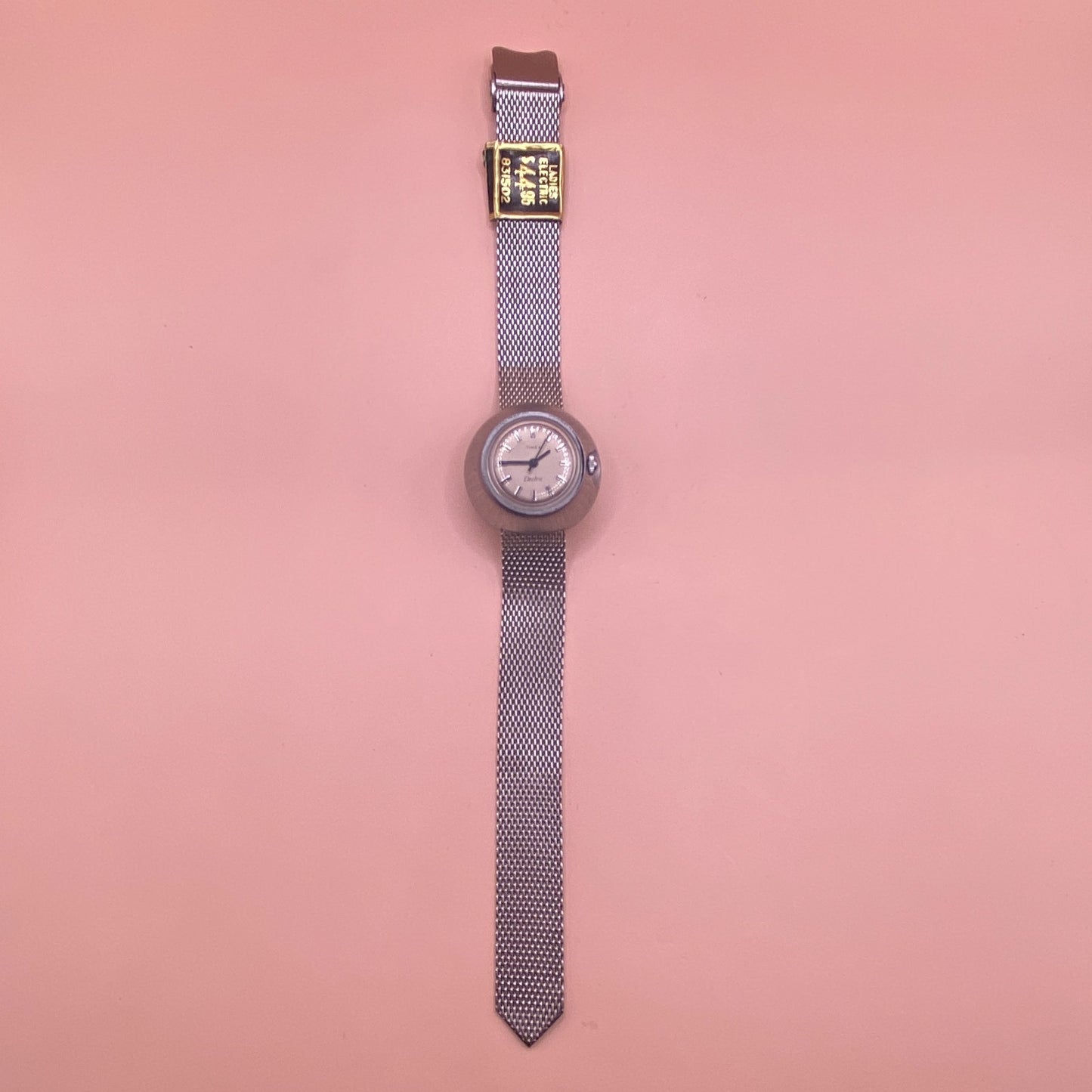 Timex Electric Domed Watch Women 30mm Silver Tone Mesh Band New Battery Vintage