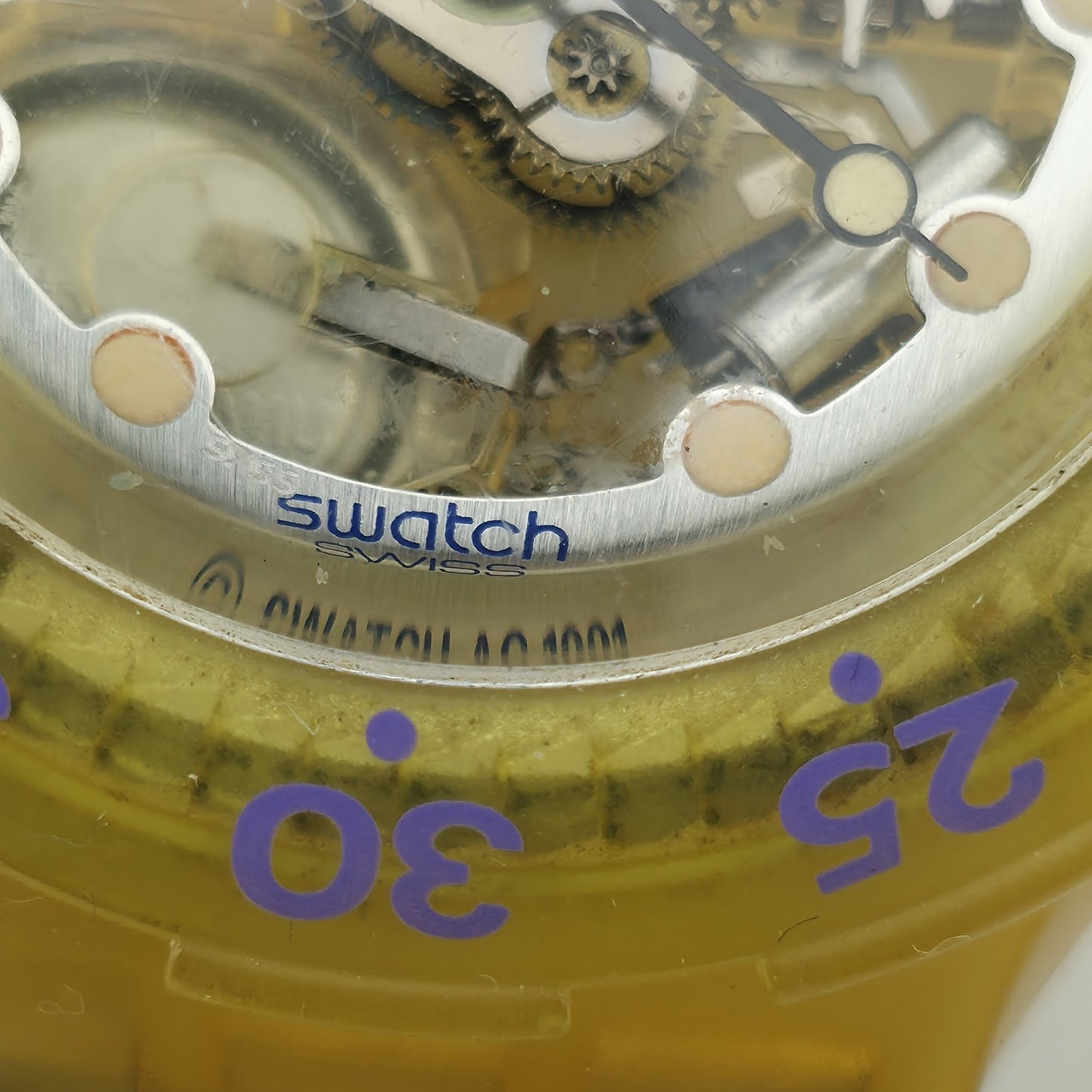 Swatch Jelly Bubbles SDK104 1991 Scuba 200 Collection RARE Upside Down Movement