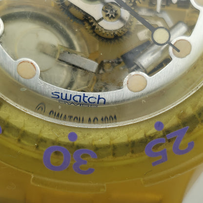 Swatch Jelly Bubbles SDK104 1991 Scuba 200 Collection RARE Upside Down Movement
