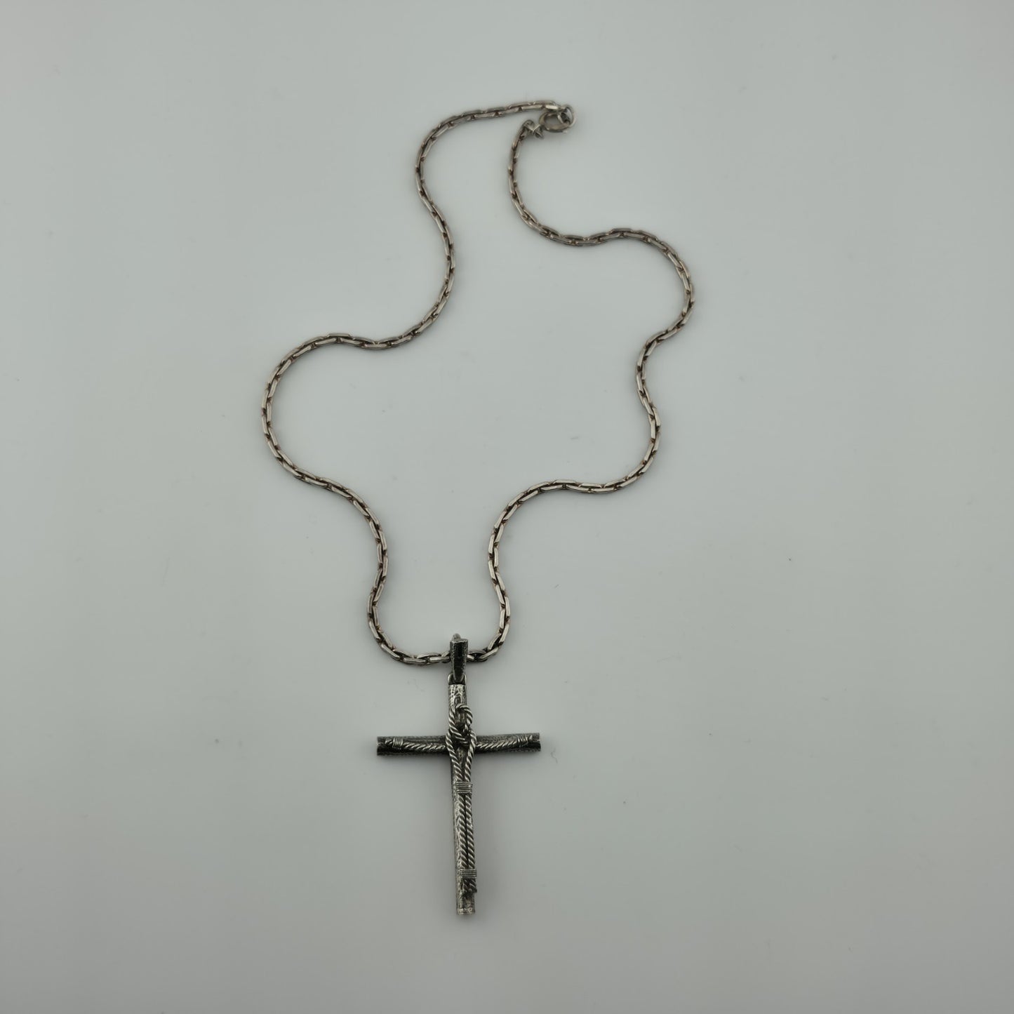 Sterling Silver Cross pendant Sterling Silver Necklace Choker 14” 20g Vintage
