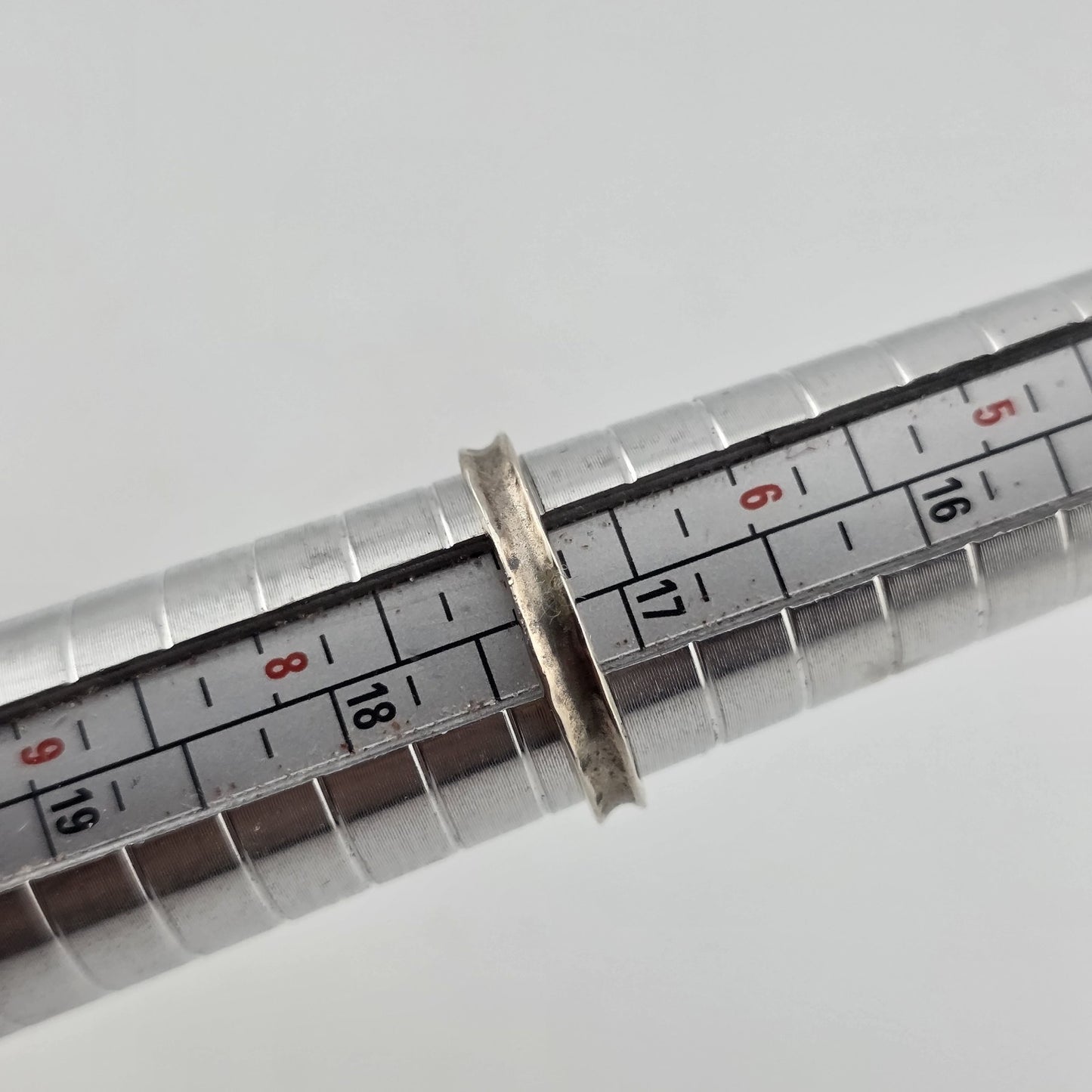 SILPADA RING STERLING 925 HAMMERED STACKABLE CONCAVE SIZE 7