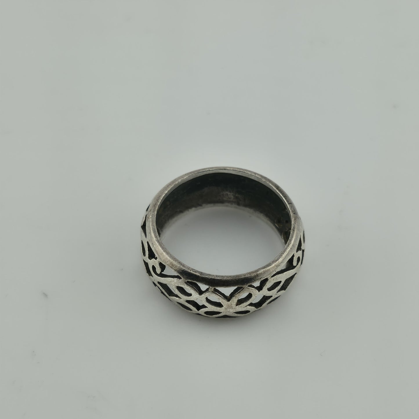 925 Sterling Silver Ring Dome Open work band Size 6 Cocktail