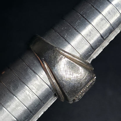 Vintage 925 Sterling Silver Military US Army Eagle Crest Signet Ring Sz 8.5 Dee Bee
