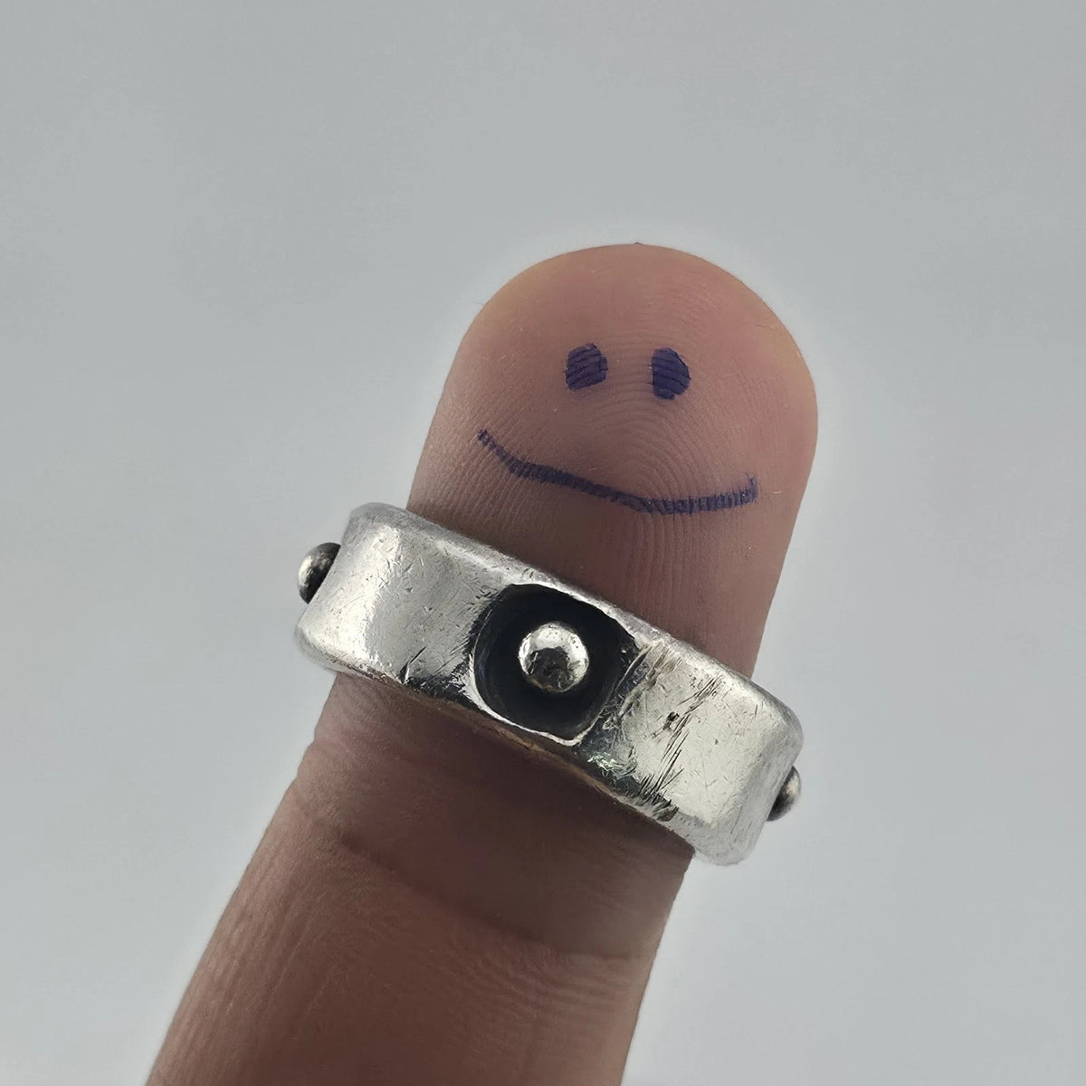 Sterling Silver Wide Band Ring Size 10.5 Oxidized Rivet Stud Modernist Unisex