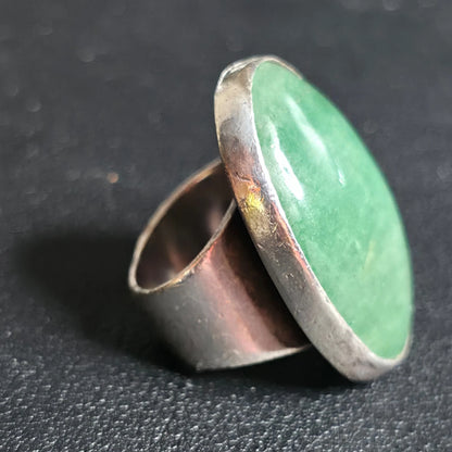 Sterling Silver Green Stone Oval Ring Size 6 Stamped 950 Wide Band
