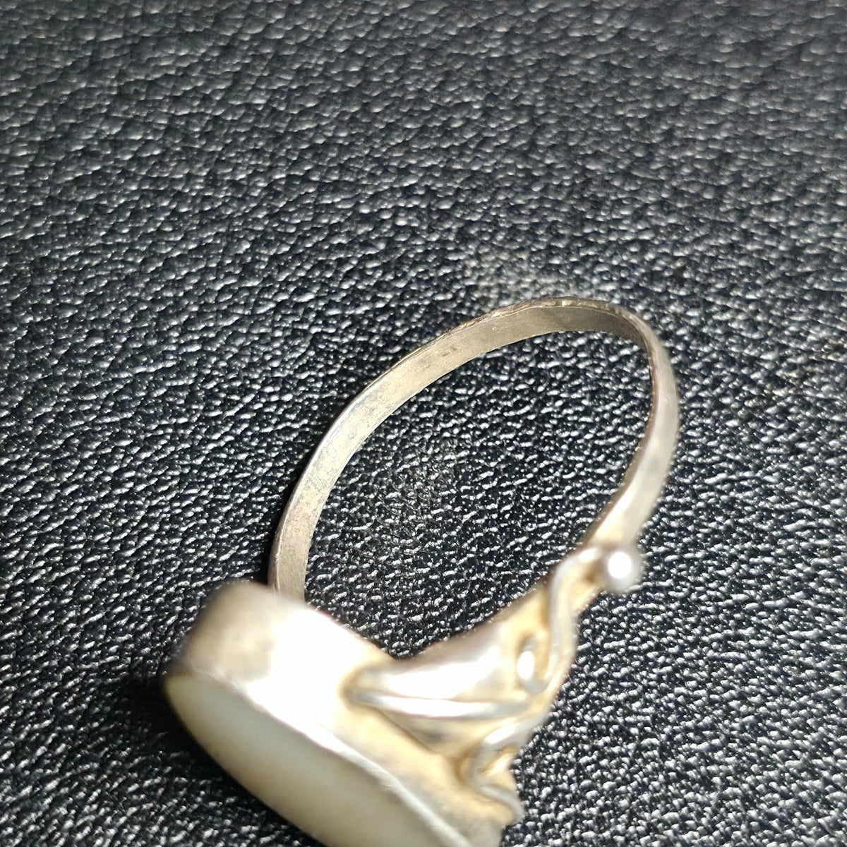 Sterling Silver 925 Milky White Oval Cabochon Ring 8.5 Statement