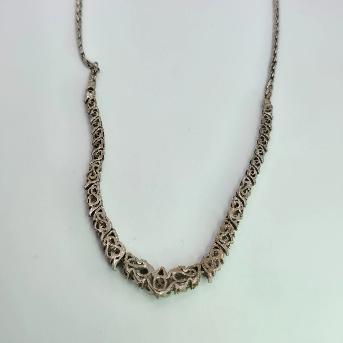 Vintage Heng Ngai 925 Sterling Silver V-Shape Necklace Genuine 1/2 Ct Diamond