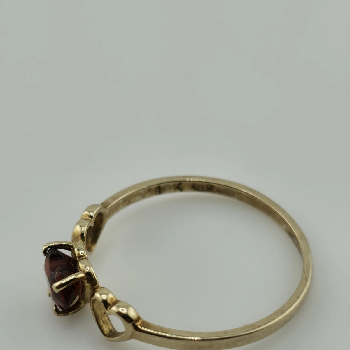 10K Yellow Gold Ring Band Red Garnet Rhodolite Heart Stones June size 6