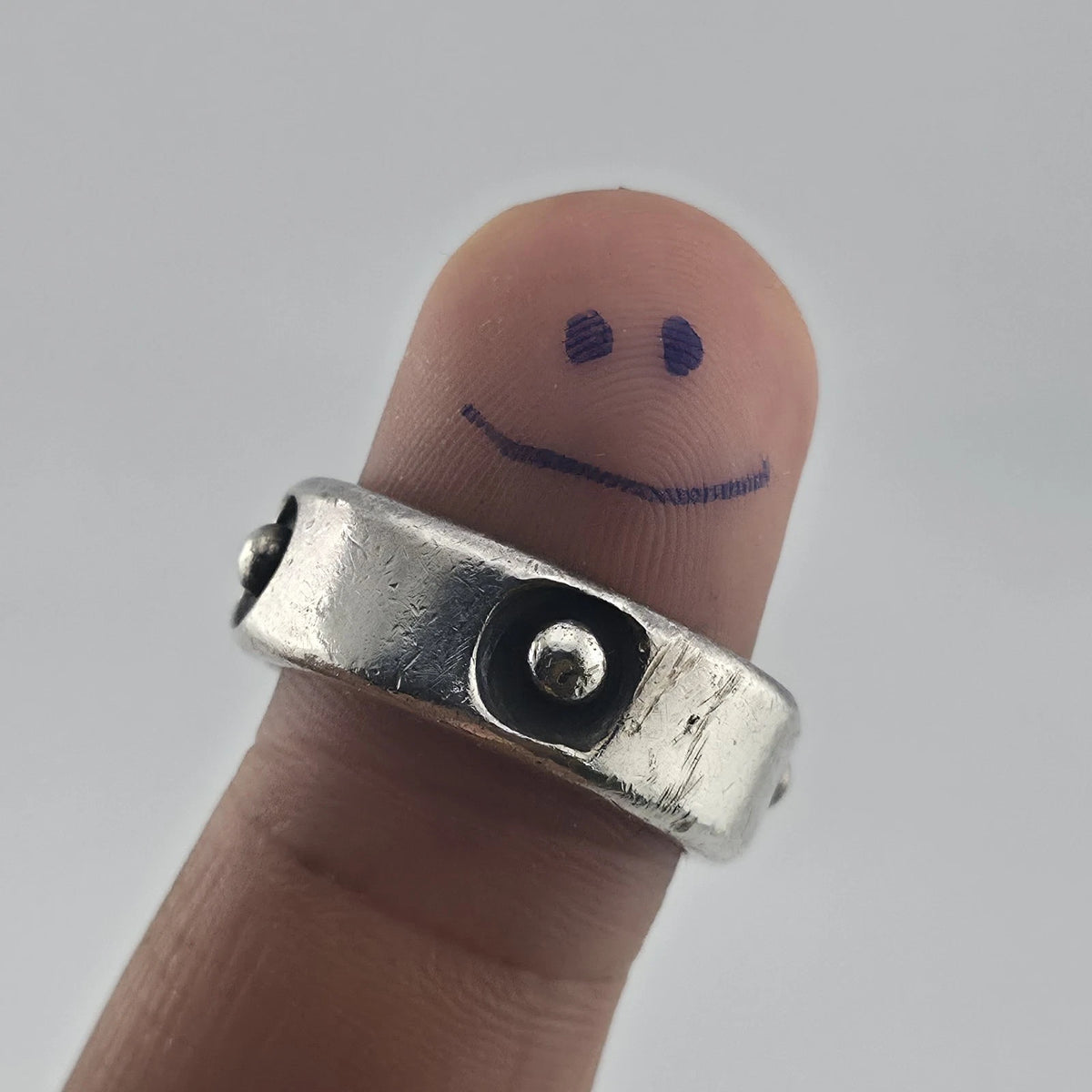 Sterling Silver Wide Band Ring Size 10.5 Oxidized Rivet Stud Modernist Unisex