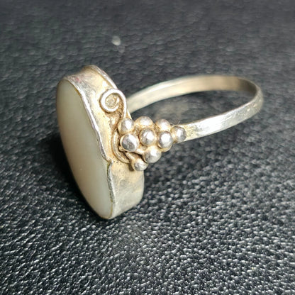 Sterling Silver 925 Milky White Oval Cabochon Ring 8.5 Statement