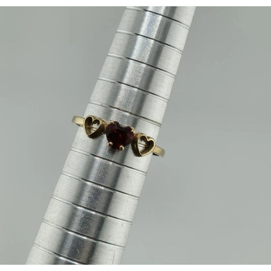 10K Yellow Gold Ring Band Red Garnet Rhodolite Heart Stones June size 6