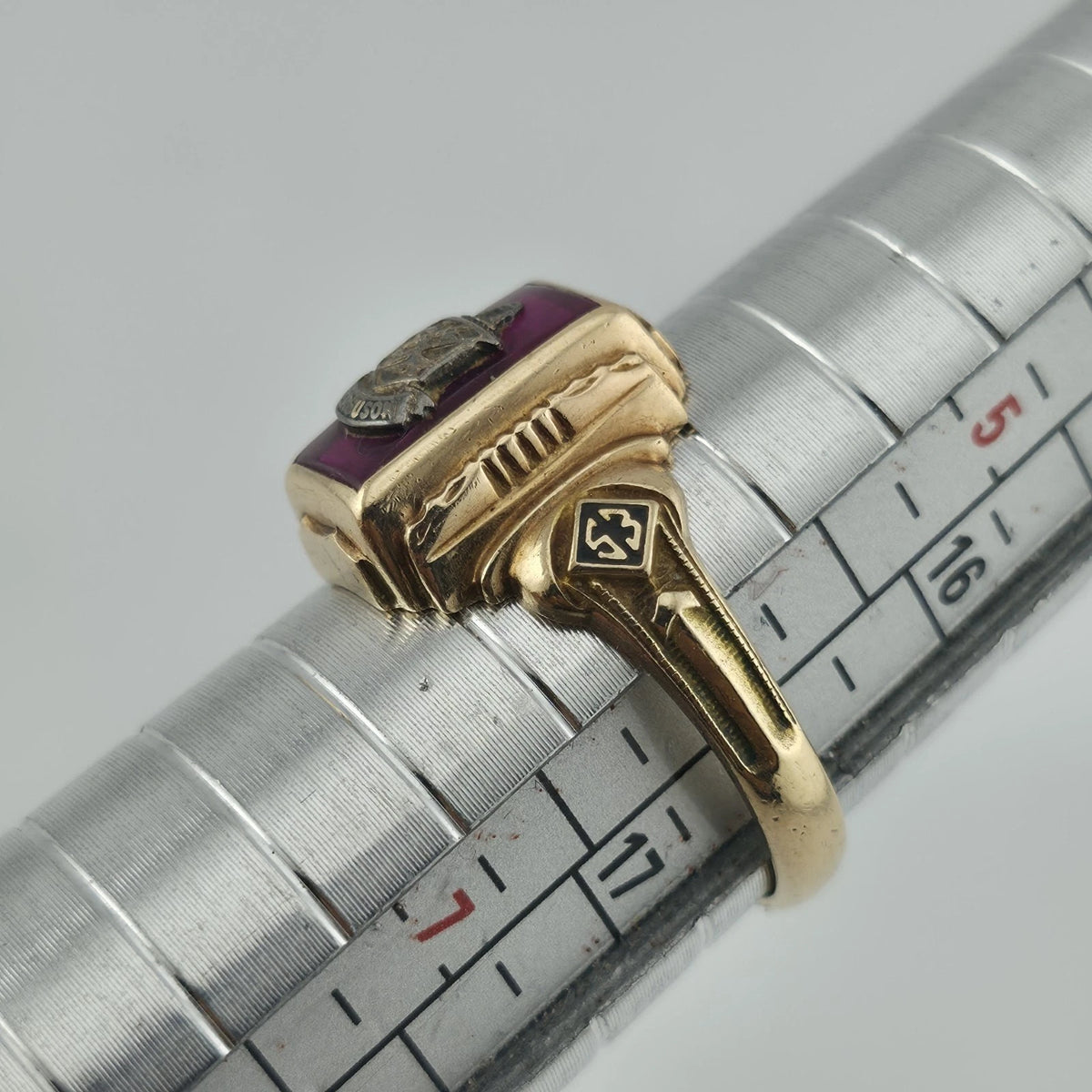 Ferguson 1953 Class Ring 10K Yellow Gold Balfour Size 6.25 Vintage