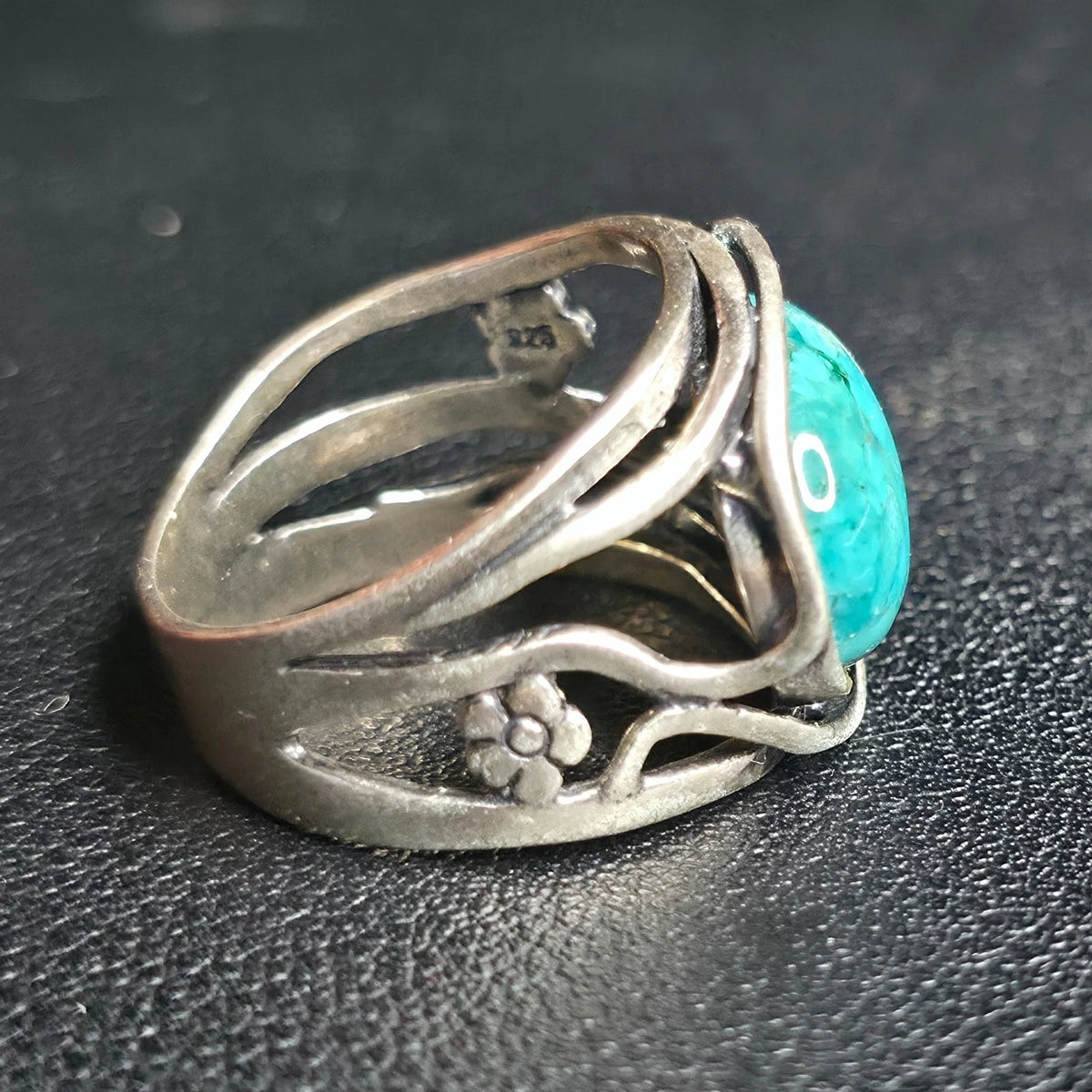 Vintage Sterling Silver 925 Israel Oval Turquoise Bypass Ring Size 8