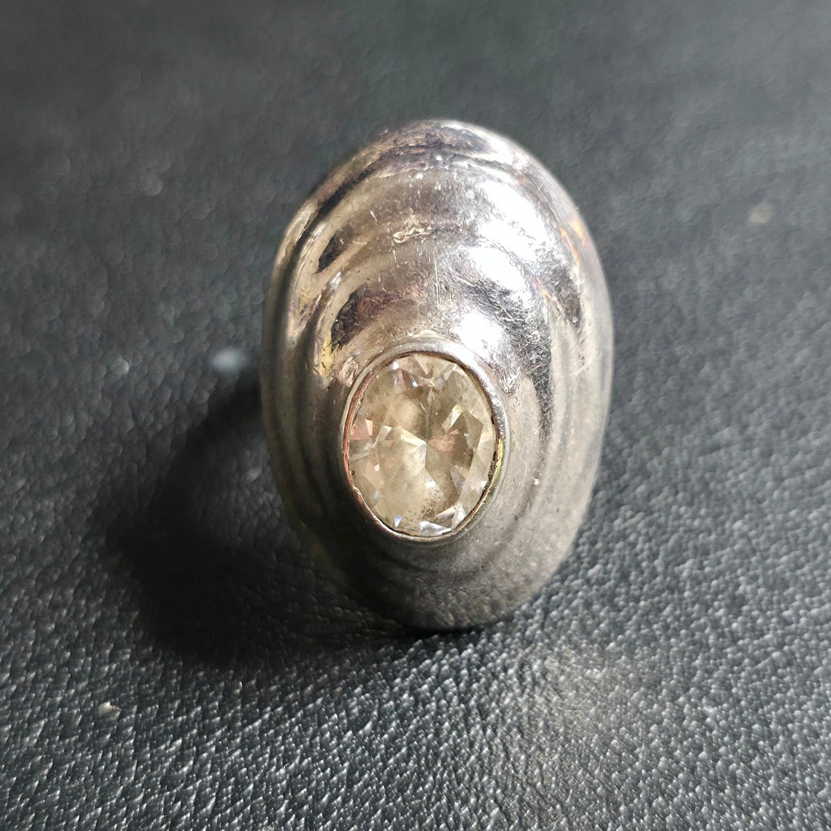 Mexico 925 Sterling Silver Dome Ribbed Ring Clear Bezel Stone Size 8