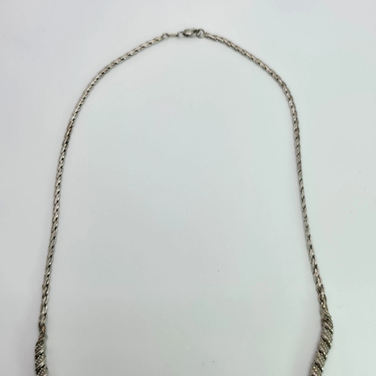 Vintage Heng Ngai 925 Sterling Silver V-Shape Necklace Genuine 1/2 Ct Diamond