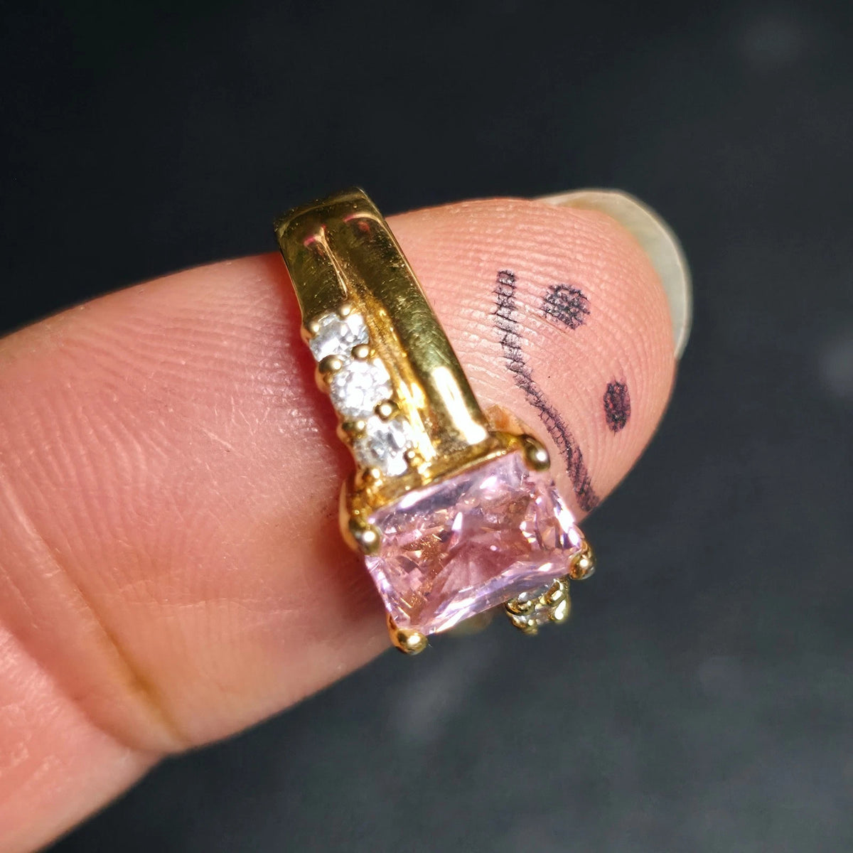 Gold Tone Pink Rectangle Stone Ring Sz 7 Clear Accents One Clear Stone Missing