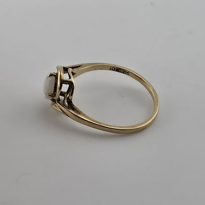10K Yellow Gold Opal Ring Vintage Oval Cabochon Swirl Setting Size 6.25