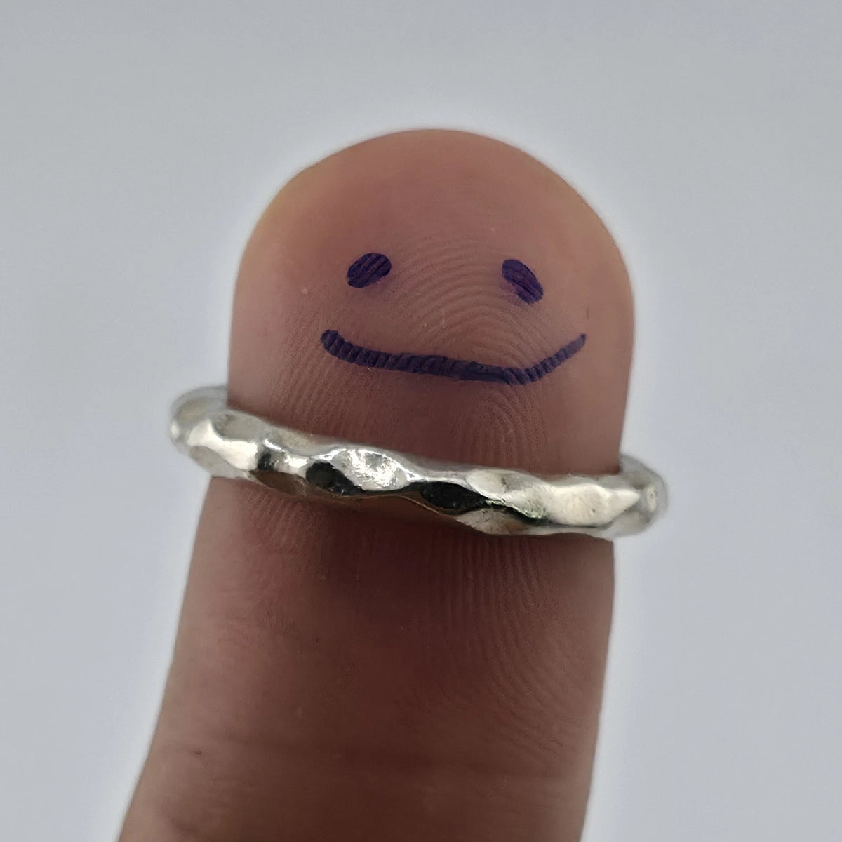Michael Dawkins 925 Sterling Silver Hammered Organic Band Ring Size 7