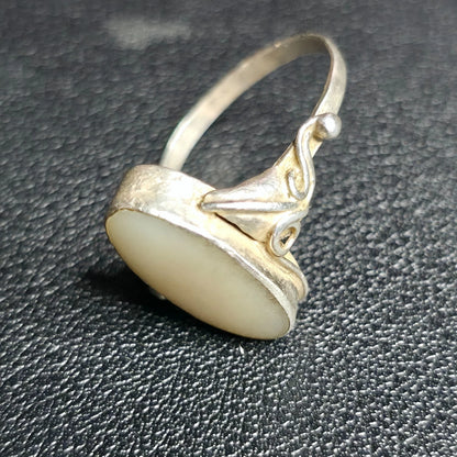 Sterling Silver 925 Milky White Oval Cabochon Ring 8.5 Statement