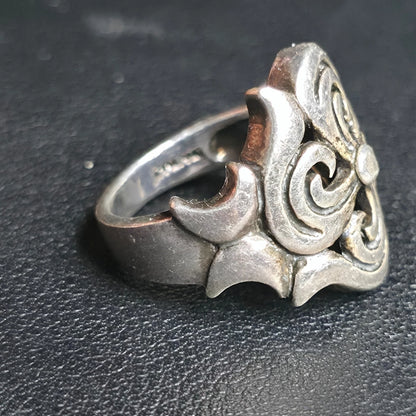 Sterling Silver 925 S Shape Cross Shins Style Ring Size 8 Scroll Flourish