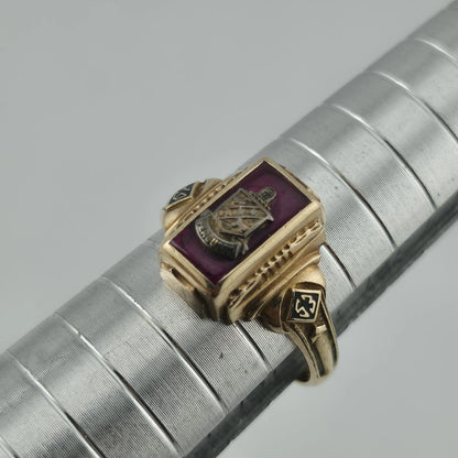 Ferguson 1953 Class Ring 10K Yellow Gold Balfour Size 6.25 Vintage